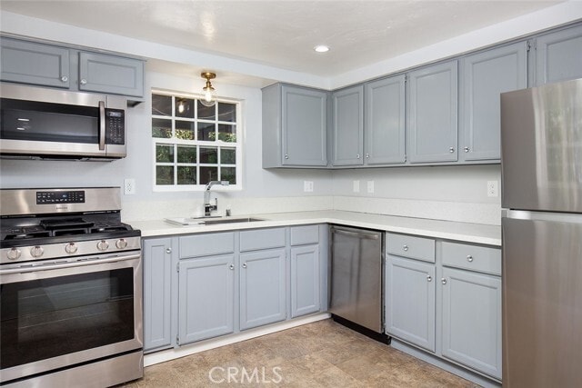Building Photo - 487 Sturtevant Dr