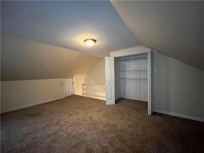 Building Photo - 316 North St