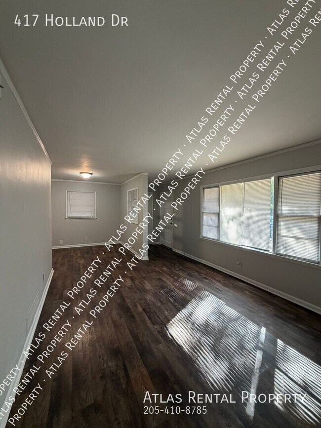 Building Photo - 417 Holland Dr