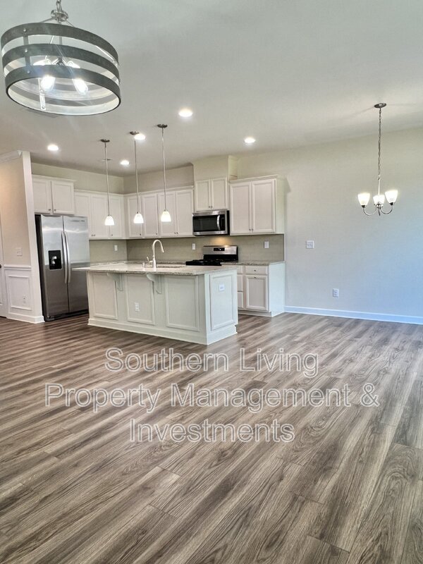 Building Photo - 5706 Lachlan Hill Ln