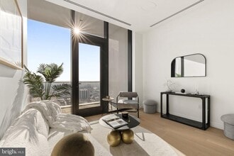 Building Photo - 210 S 12th St