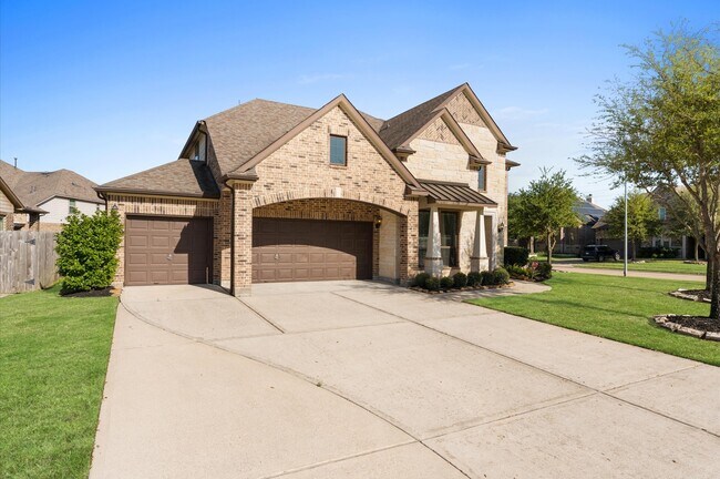 Building Photo - 31183 Pecan Creek Dr