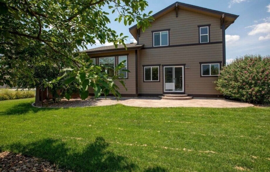 Building Photo - 6281 Sea Gull Cir