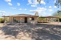 Building Photo - 692 W Wickenburg Way