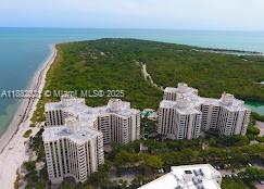 Building Photo - 1121 Crandon Blvd