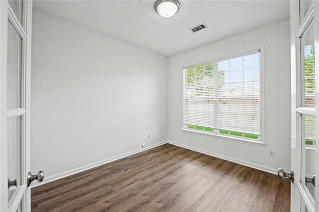 Building Photo - 8330 Grenadier Trail