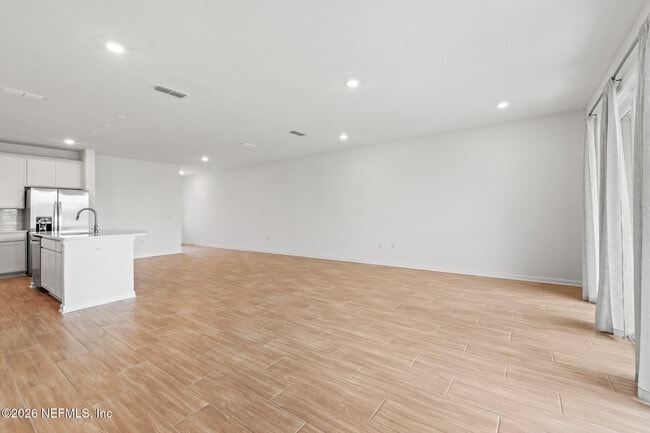 Building Photo - 95 Silver Myrtle Ct