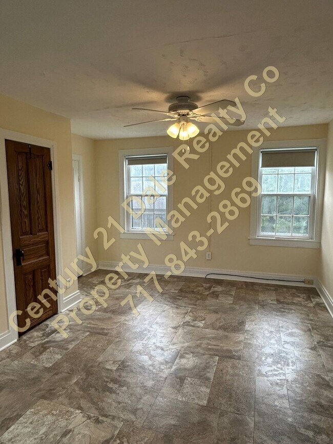 Building Photo - Beautiful 2 Bedroom Home in South Eastern ...
