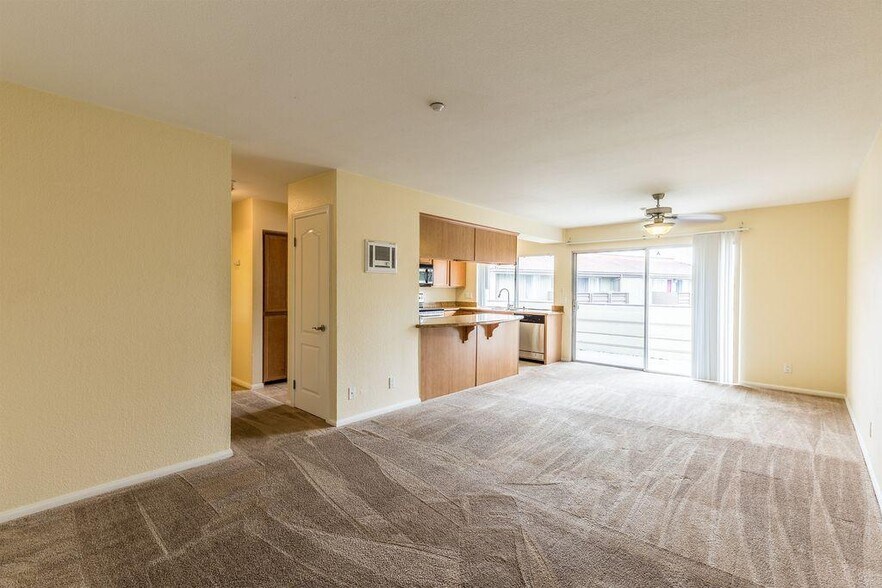 Building Photo - 615 Fredricks Ave