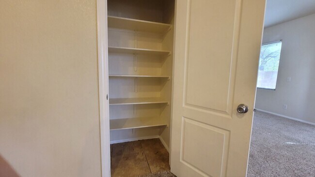 Building Photo - Spacious home in Southern Highlands