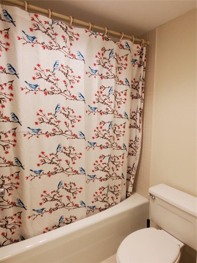 Building Photo - 20515 E Country Club Dr  841 Aventura Fl 3...