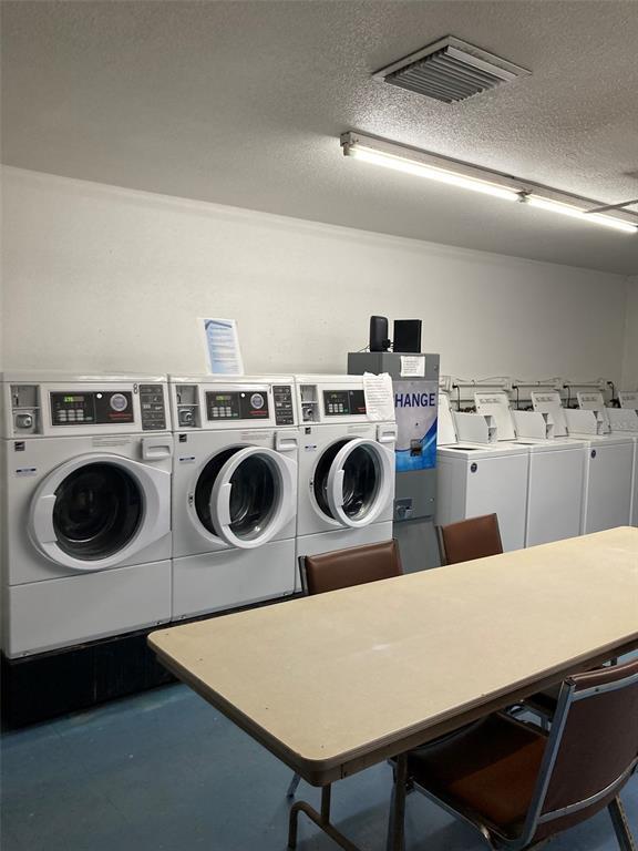 Building Photo - 5530 80th St N