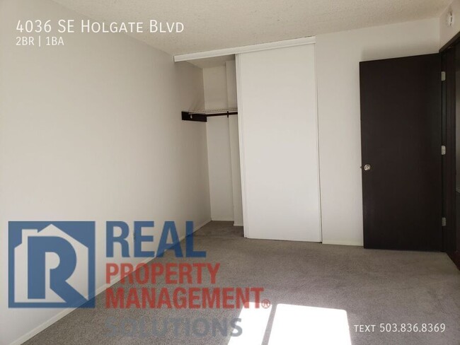 Building Photo - Beautiful Woodstock Apartment Available ne...