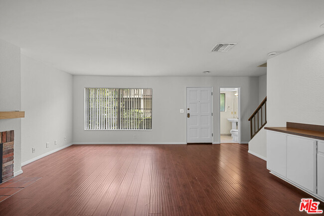 Building Photo - 417 N Alhambra Ave