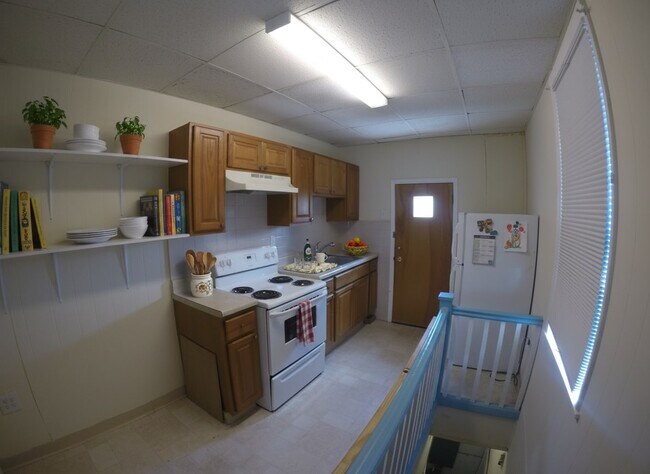 Building Photo - 2516 E Lehigh Ave