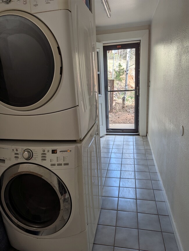 Building Photo - 11669 S Upper Ranch Dr