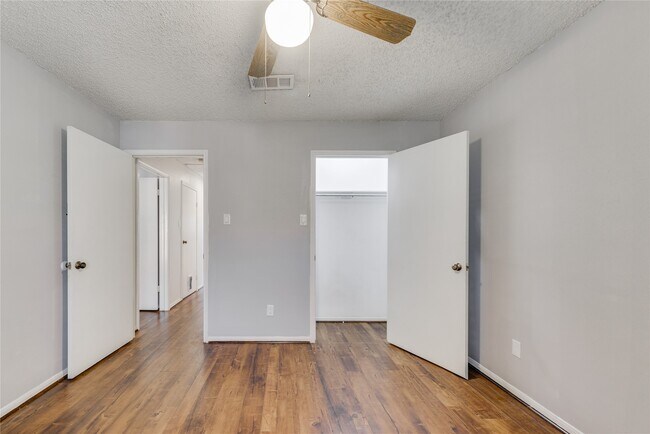 Building Photo - 14228 Misty Meadow Ln