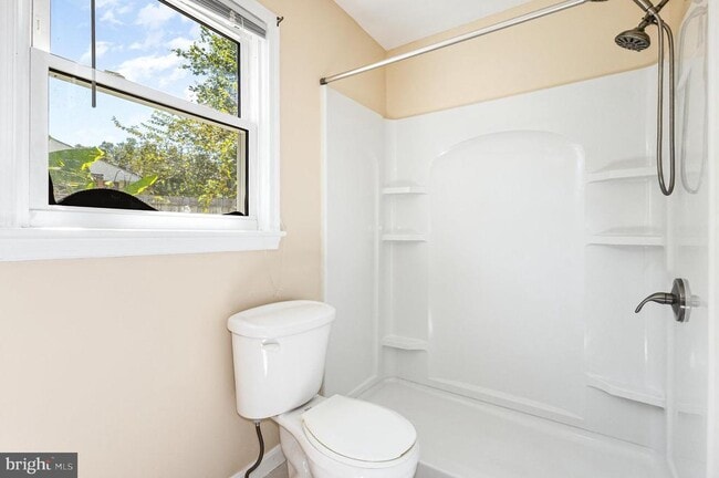 Building Photo - 3430 Little Hunting Creek Dr
