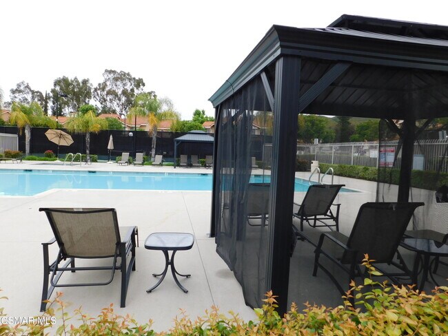 Building Photo - 4887 Santo Dr