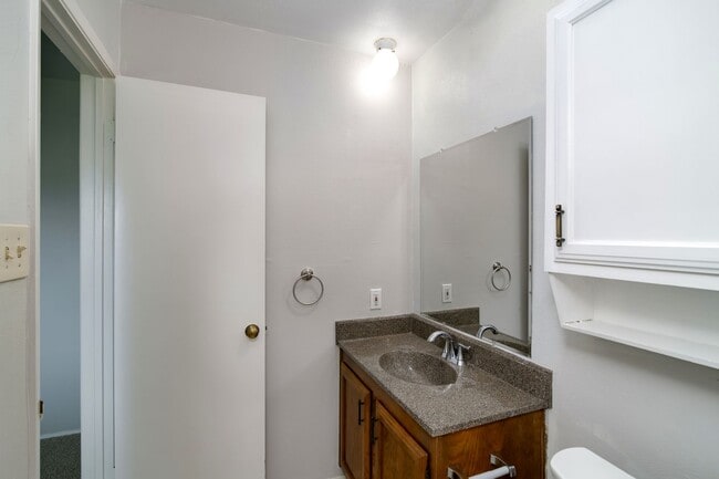Building Photo - 3 Bedroom on Cul da Sac