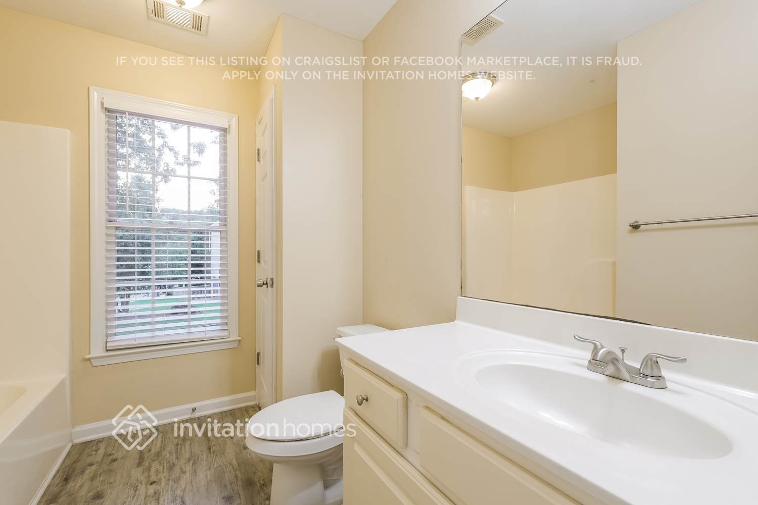 Building Photo - 347 Laurel Glen Crossing