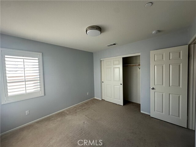 Building Photo - 1055 Raven Ct