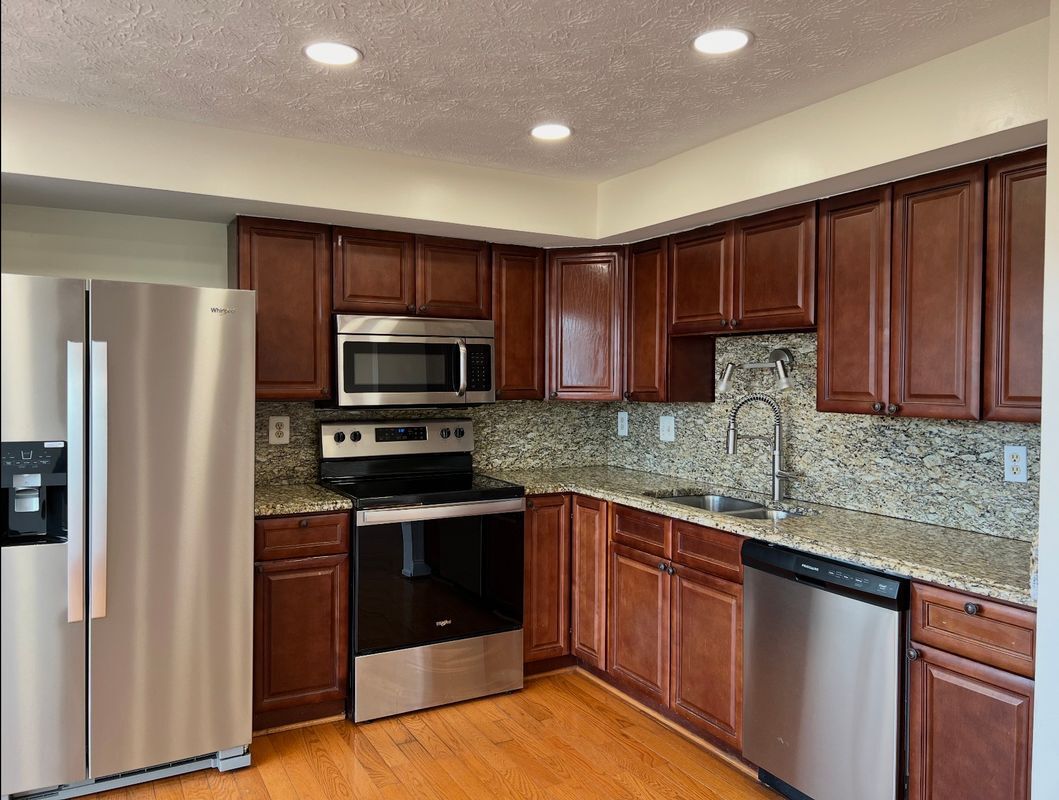 Building Photo - 3737 Keefer Ct