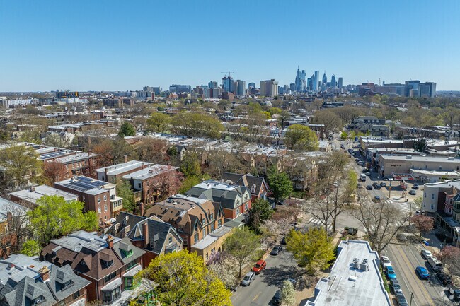 Building Photo - 4607-09 Cedar Ave.