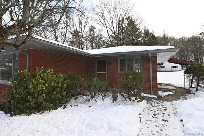 Building Photo - 86 Mill House Rd