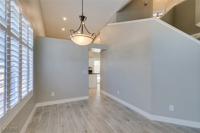 Building Photo - 2452 Silver Blossom Ln