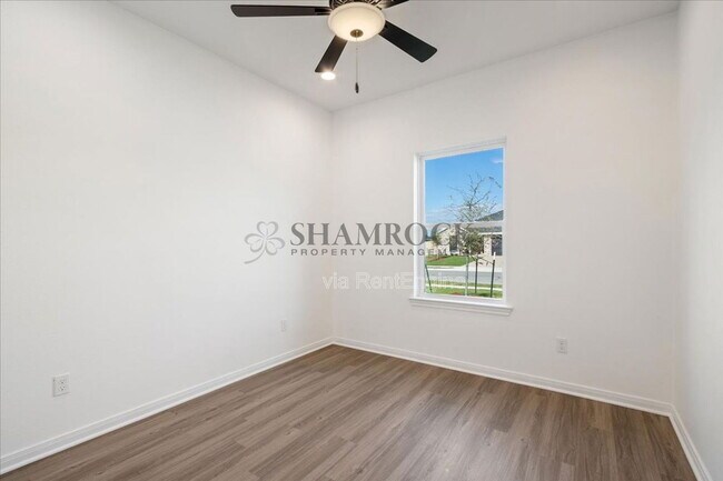 Building Photo - 117 Windmill Wy
