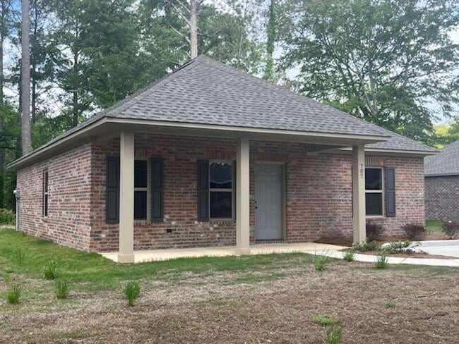 Building Photo - BRAND NEW HOME FOR RENT NEAR JOYNER with 3...