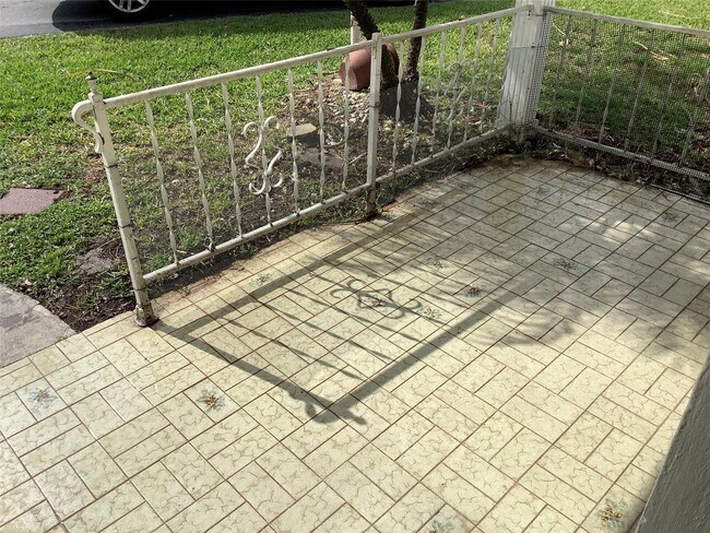 Building Photo - 4481 NW 1st Terrace