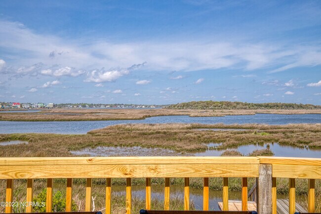 Building Photo - 1881 New River Inlet Rd