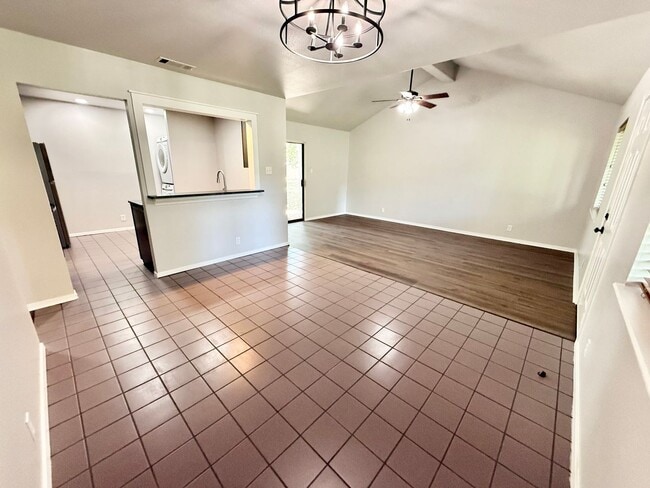 Building Photo - 18135 Serenity Way