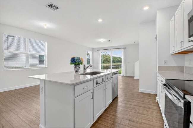 Building Photo - 4645 Meyerson Pl