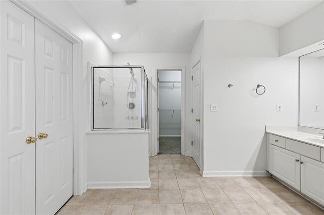 Building Photo - 6430 Barwick Ln
