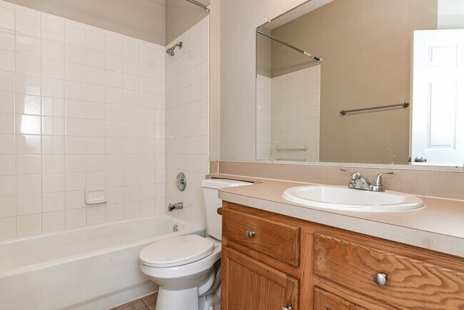 Building Photo - 115 Cork Way