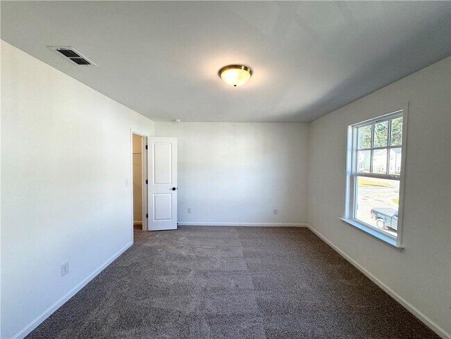 Building Photo - 51 Gresham Ct