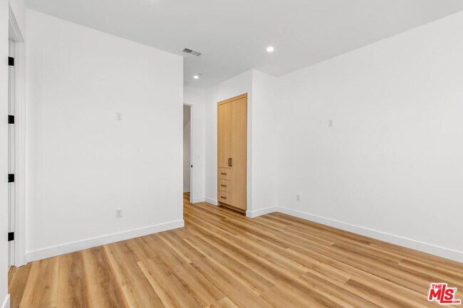 Building Photo - 5225 20th St