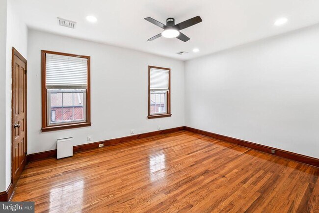Building Photo - 801 N 26th St