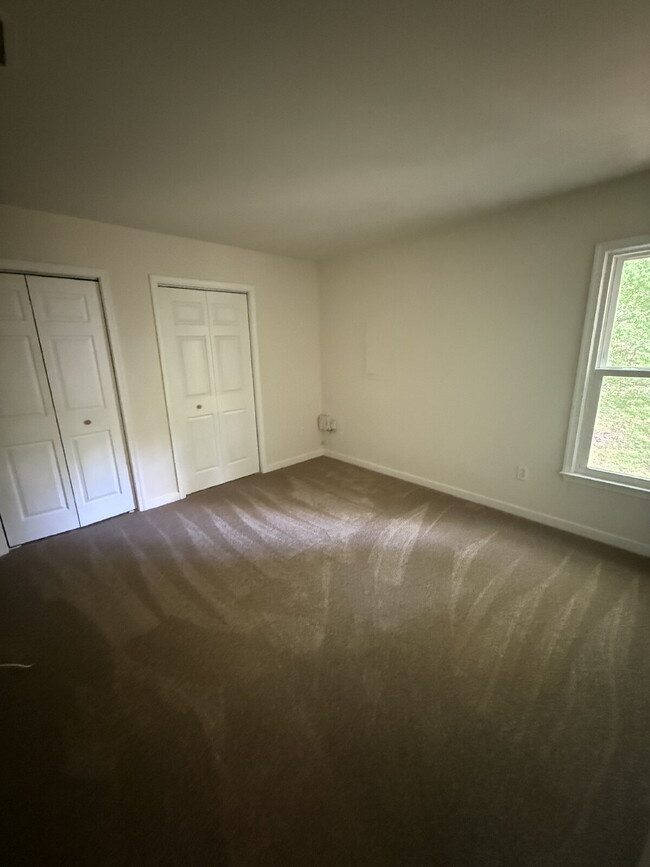 Building Photo - 4 Bedroom Cape Cod in Midlotian