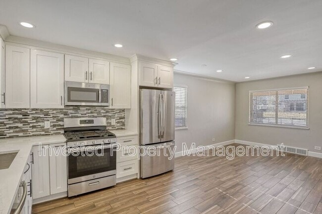 Building Photo - 3150 St Paul St