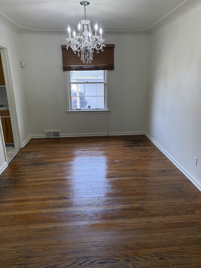 Building Photo - 2201 Windemere Ave