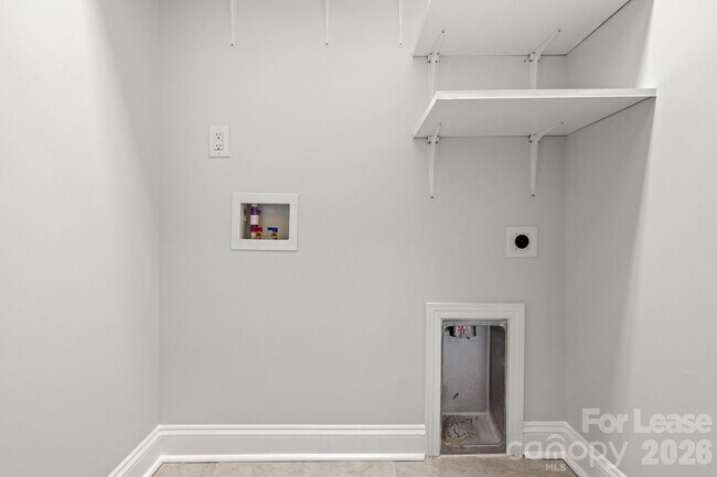 Building Photo - 120 Judson Ave