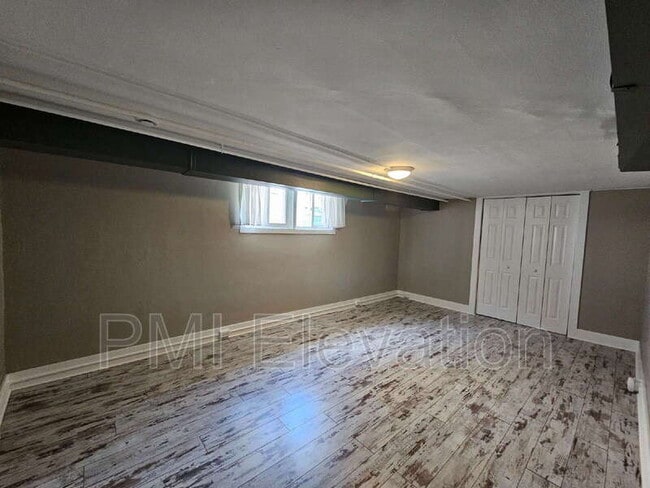 Building Photo - 1529 Lowell Blvd