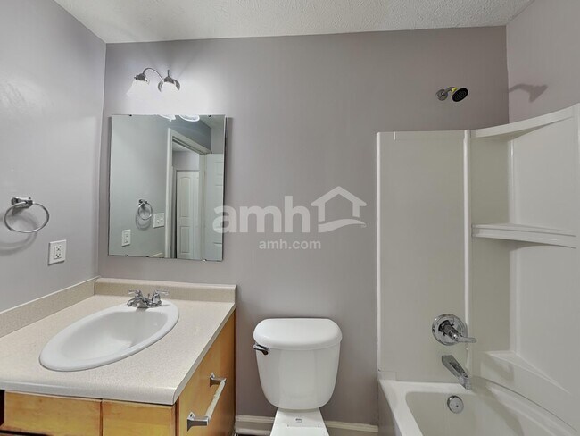 Building Photo - 784 Aerostar Court