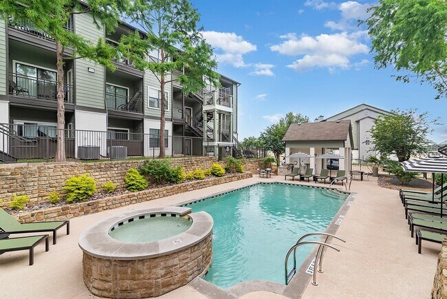 Building Photo - 9510 Westpark Dr