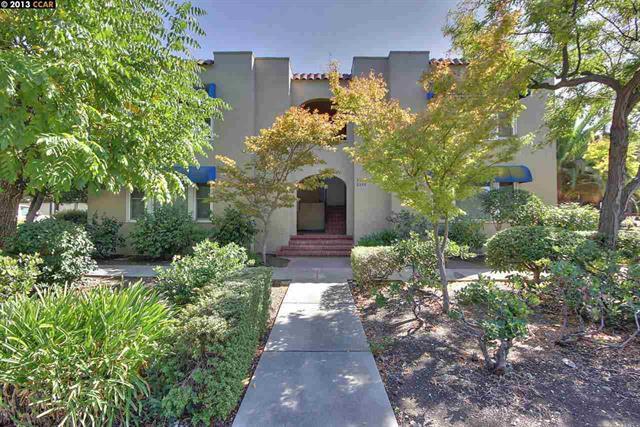 Building Photo - 2306 Pacheco St