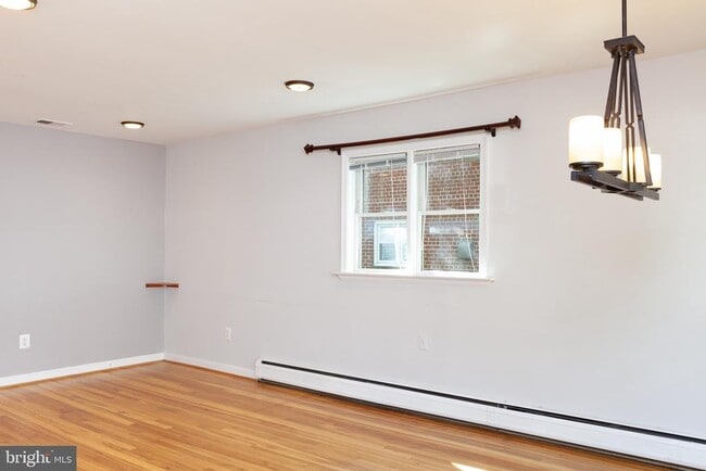 Building Photo - 21 W Taylor Run Pkwy